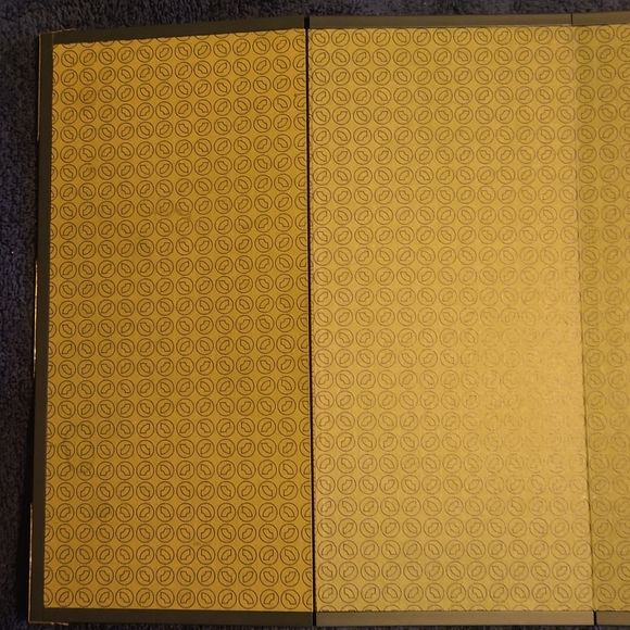 Vintage Japanese Folding Screen - Elegant Cherry Blossom and Birds Sceen - Picture 7 of 16